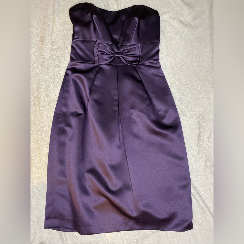 👰🏼‍♀️Alfred Angelo eggplant strapless satin dress size 7